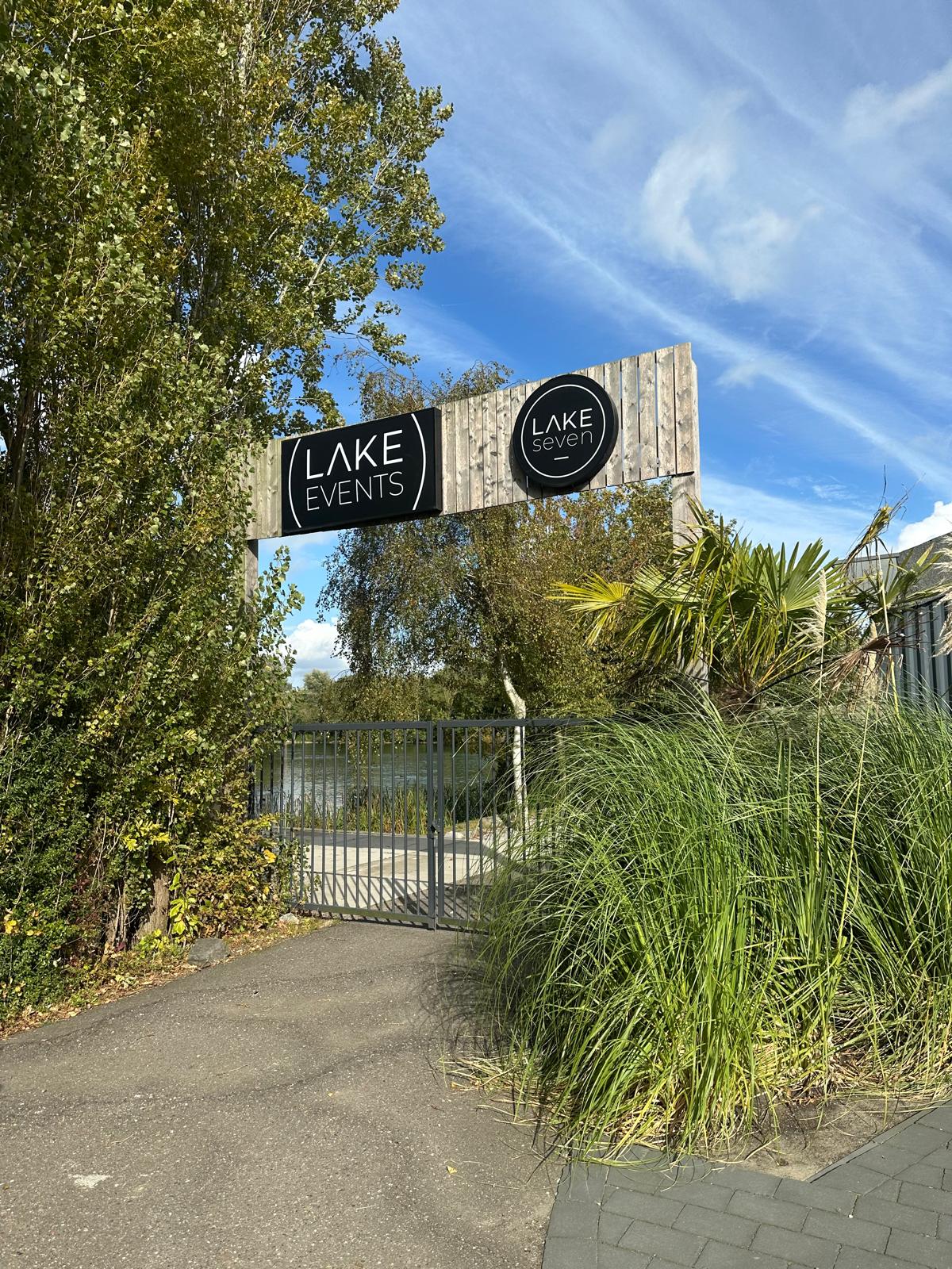 Lakehouse 2